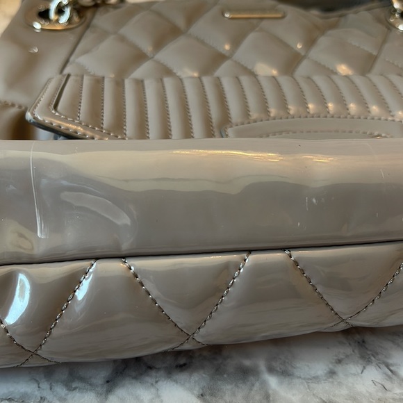 Coach grey Poppy tote with beautiful purple satin interior lining - Picture 8 of 9